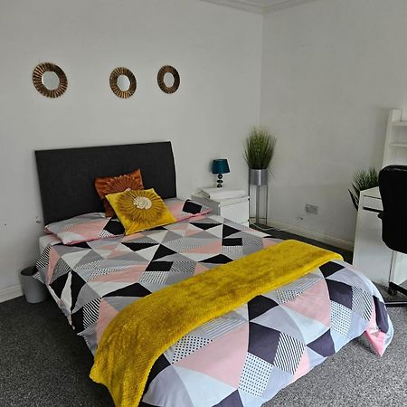 Double Room Close To Headingley Stadium Leeds  Exterior photo