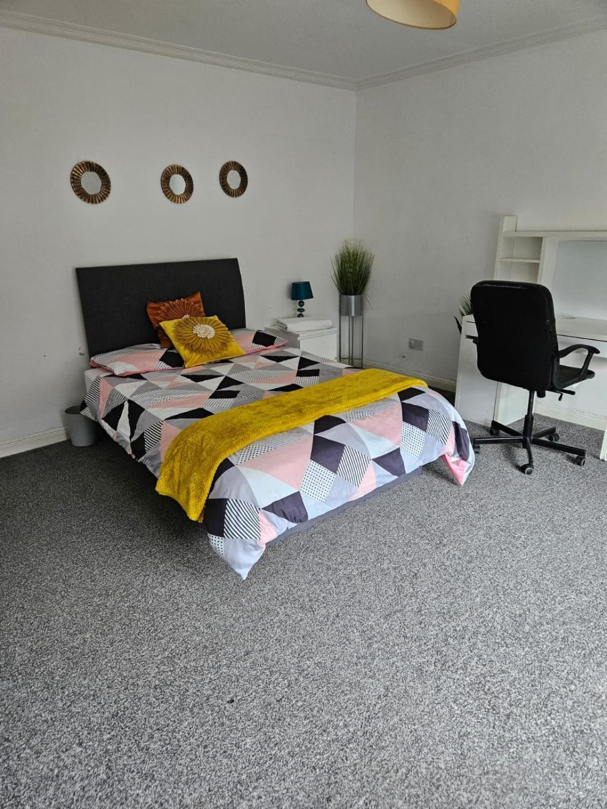 Double Room Close To Headingley Stadium Leeds  Exterior photo